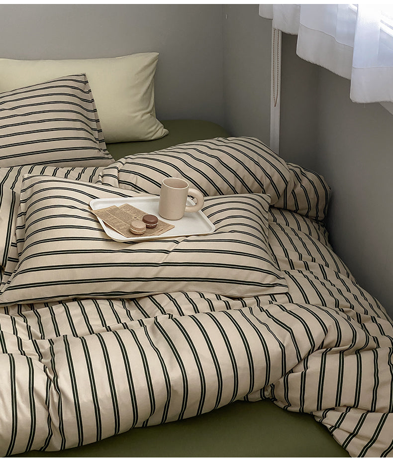 Hotel Style Classic Stripes Bedding Set