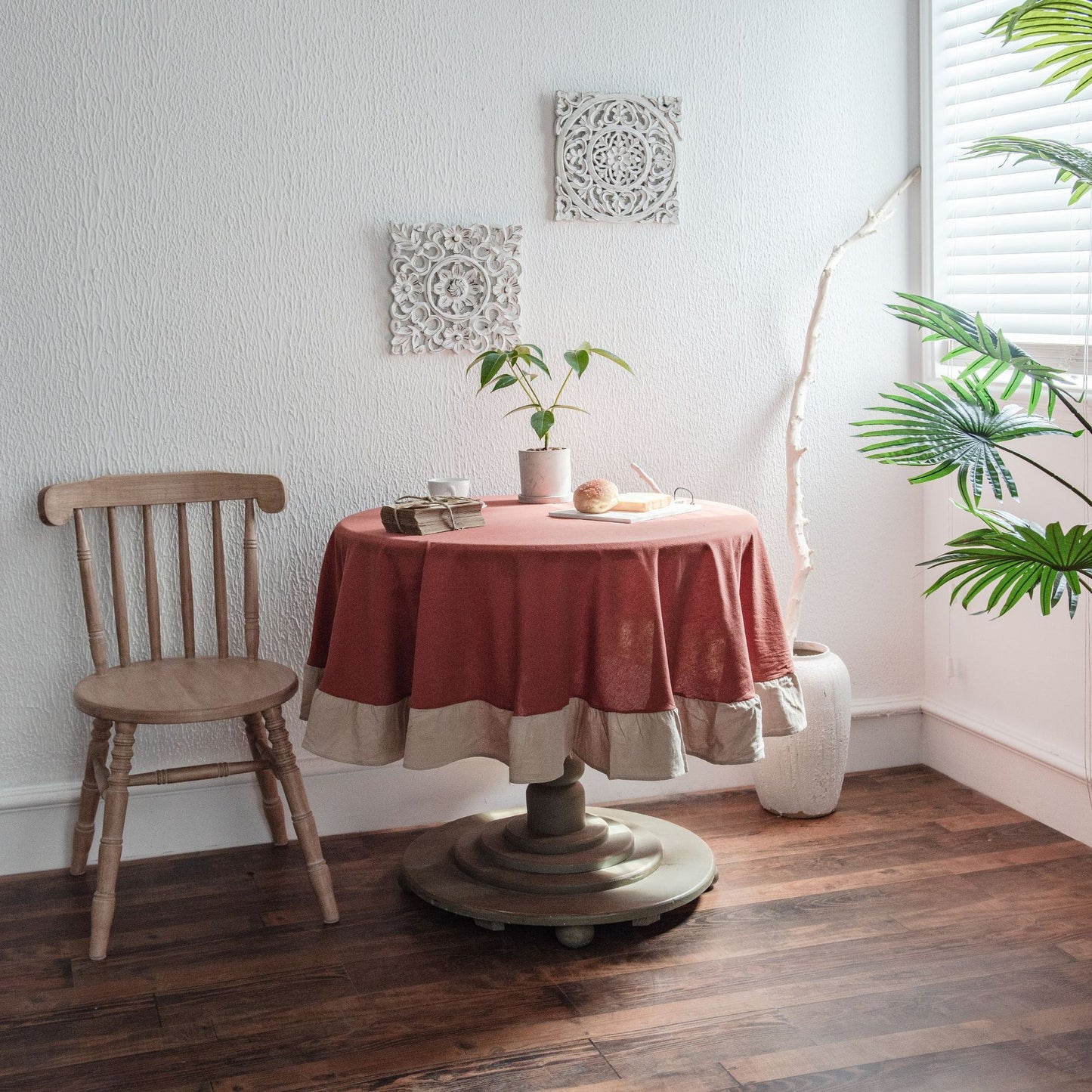 Linen Blend Tablecloth With Ruffle Edge