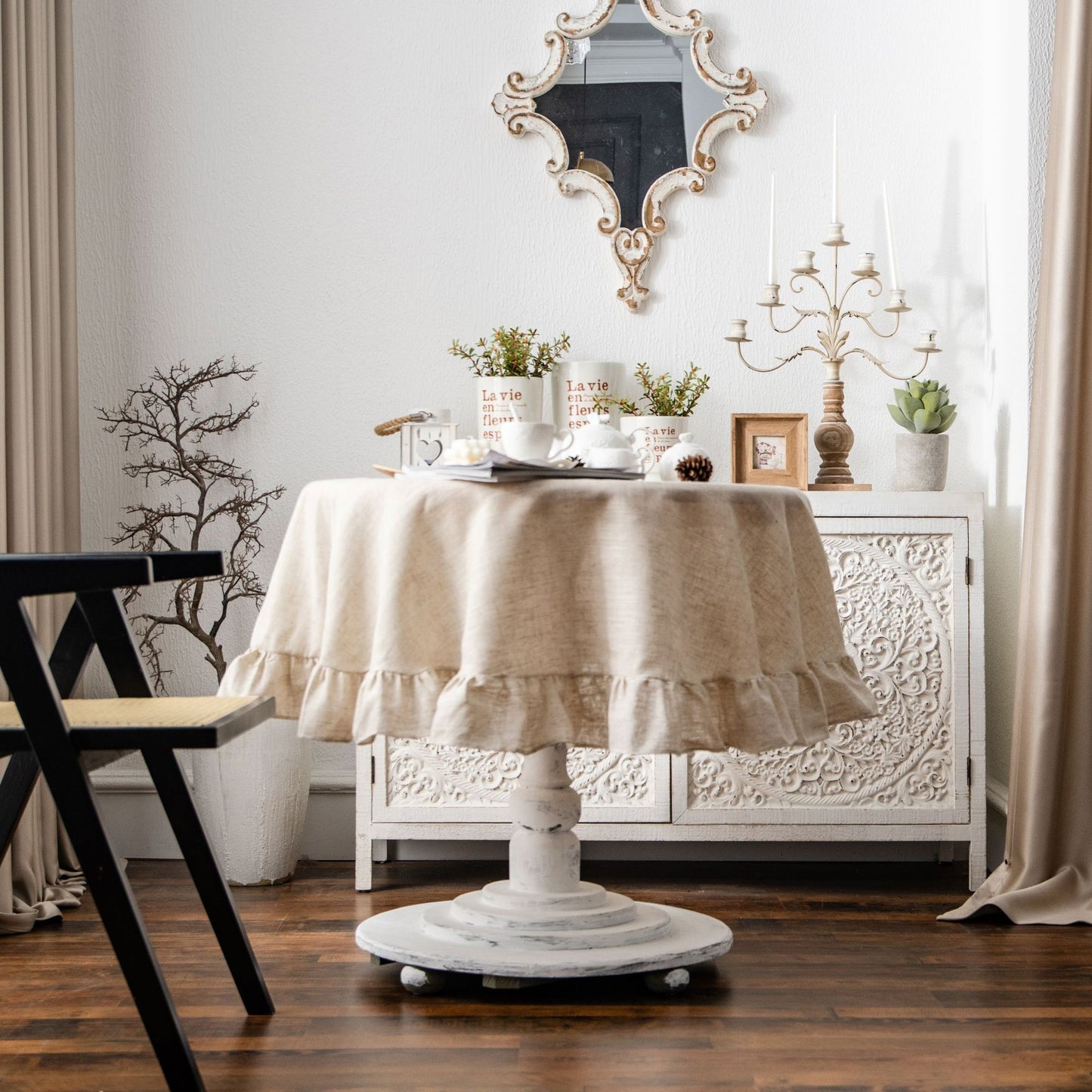 Linen Blend Tablecloth With Ruffle Edge