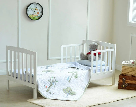 Toddler Extendable Bed with Foam Mattress and Safety Barrier