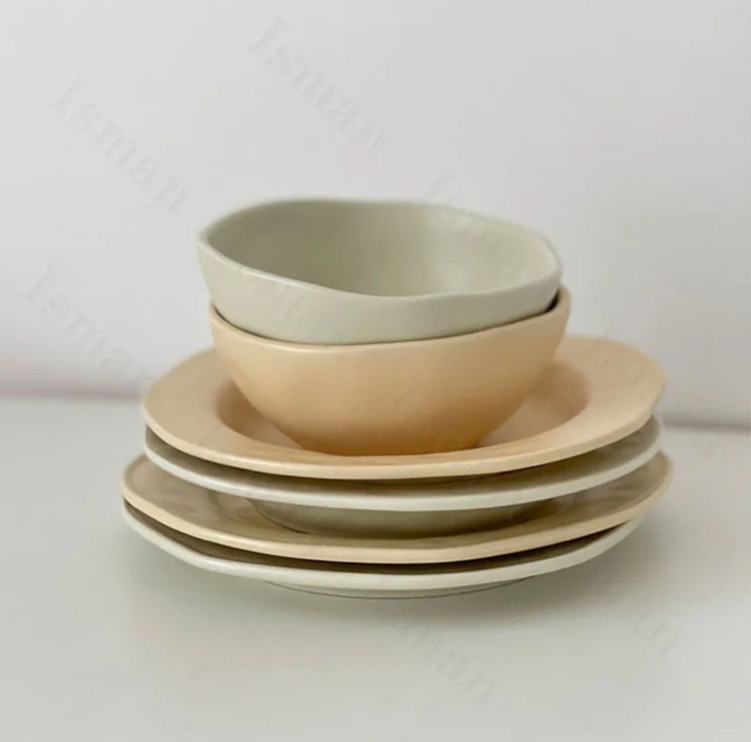 Artemis Textured Tableware Set