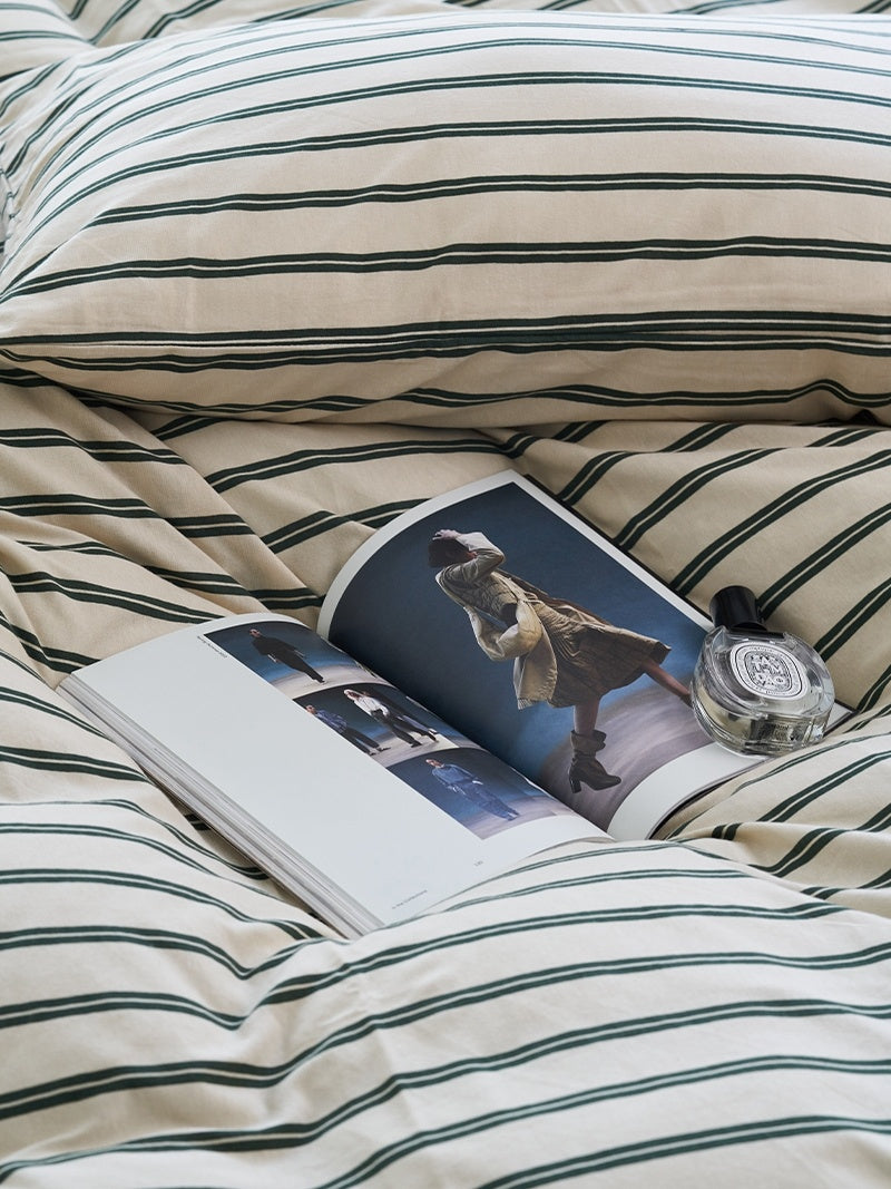 Hotel Style Classic Stripes Bedding Set