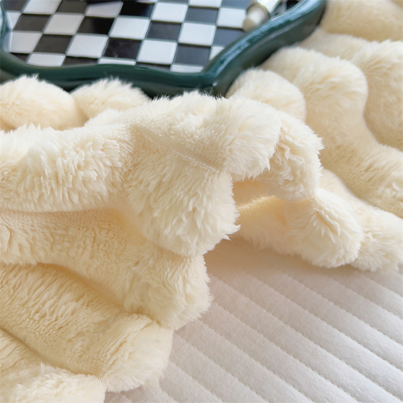 Plush Ripple Double-sided Cream blanket